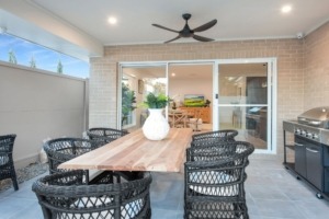 Huntlee display home patio