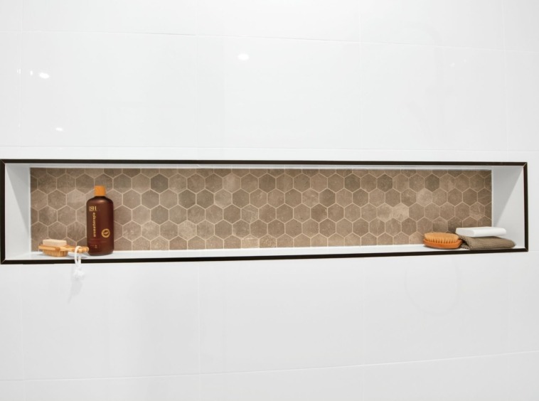 Huntlee display home bathroom