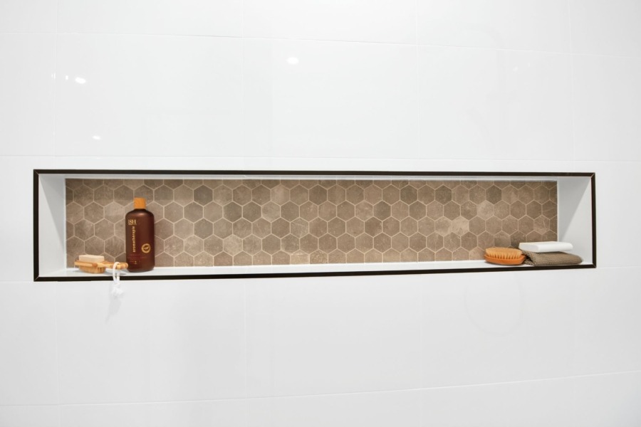 Huntlee display home bathroom