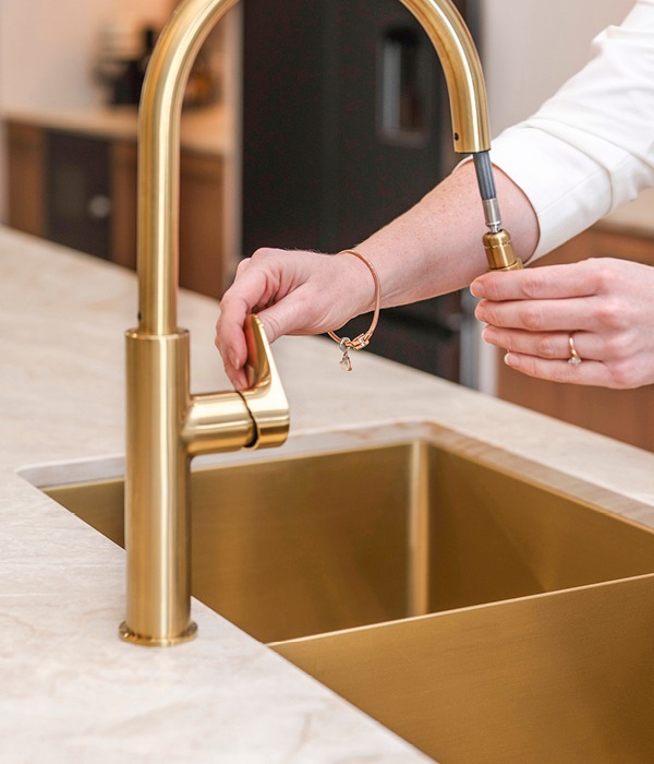 Sink & Tap
